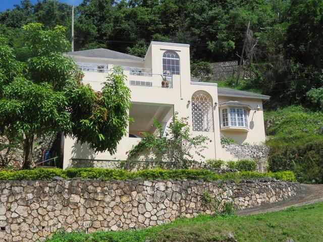 House For Sale: THOMPSON CRESCENT, Kingston 19 | $29,500,000 | Keez