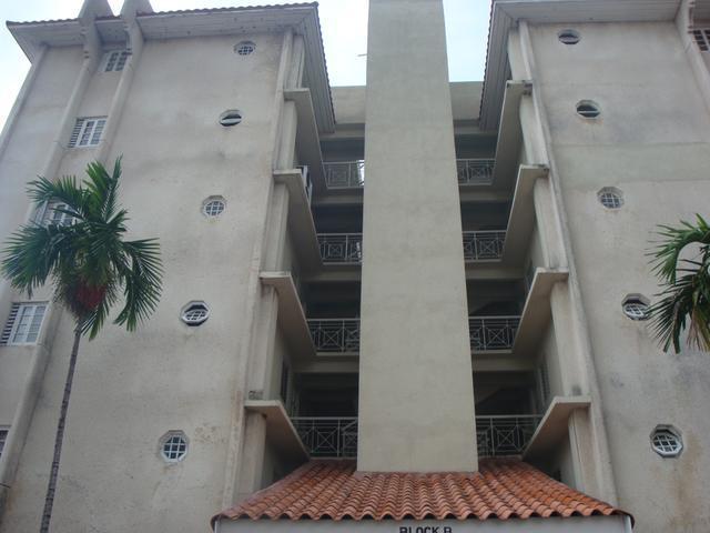 Apartment For Rent: 116 CONSTANT SPRING RD, Kingston 10 | $55,000