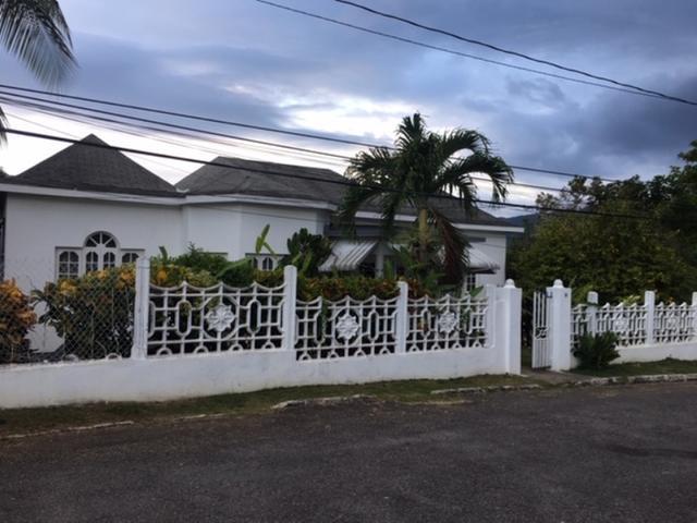 House For Sale: Belmont, Montego Bay 