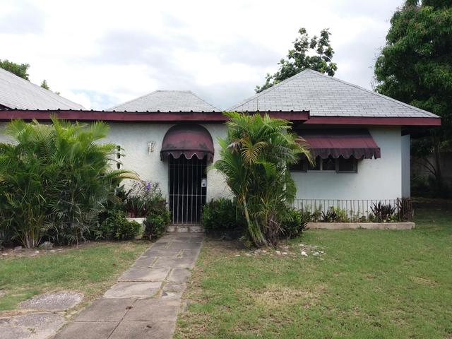 House For Sale: ROSEBERRY DRIVE, Kingston 8 | $38,000,000 | Keez