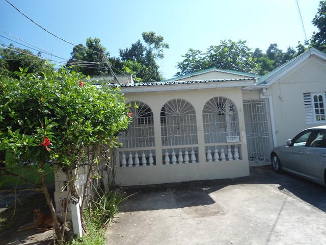 2 bedroom house for rent in ocho rios