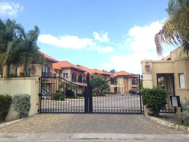 Townhouse For Rent: STERLING AVENUE, Montego Bay | $2,200 | Keez