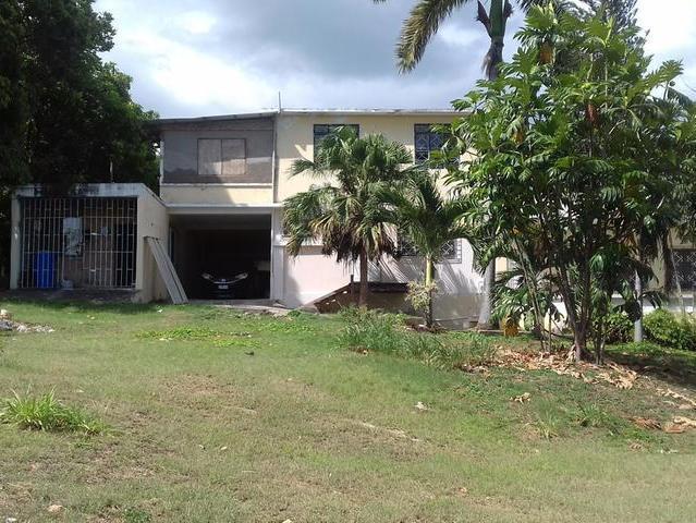 House For Sale: GROSVENOR HEIGHTS, Kingston 8 | $550,000 | Keez