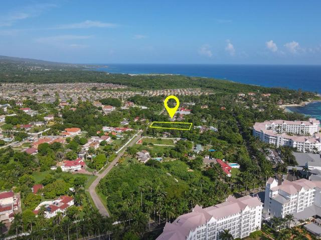 IMMOBILIEN LIMITED - Residential Lot for Sale USD $150000 - St. Ann's Bay  in St. Ann