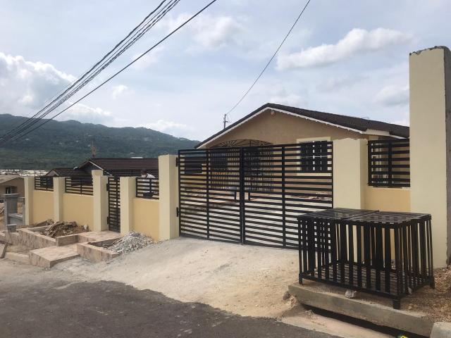 House For Rent: MONTEGO WEST VILLAGE, Montego Bay | $125,000 | Keez