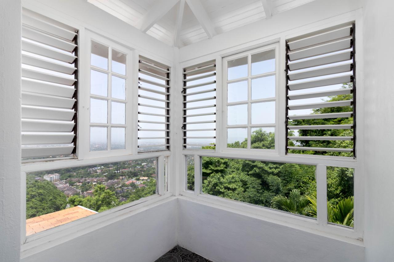 House For Sale SUNSET BLVD., NORBROOK, Kingston 8 82,000,000 Keez