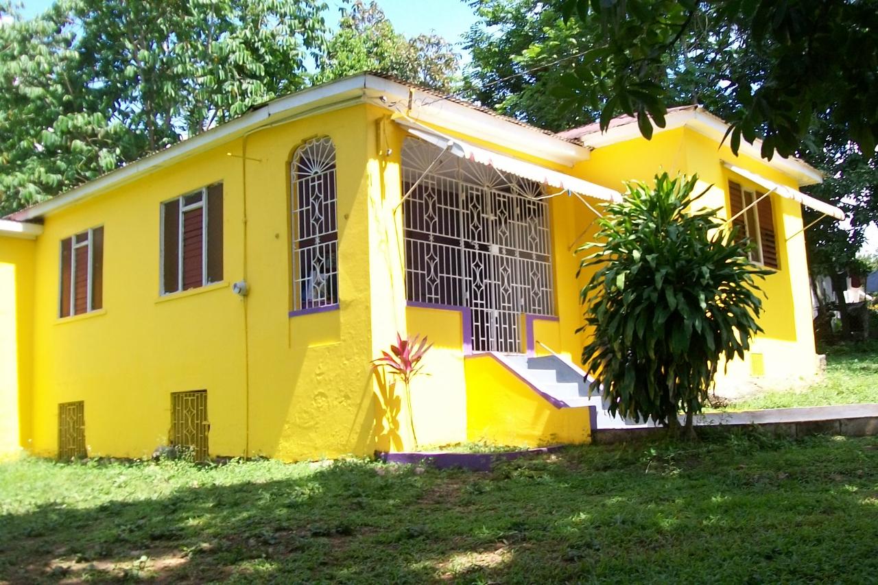 House For Sale COMMODORE DR , LINSTEAD, Linstead 11,800,000 Keez