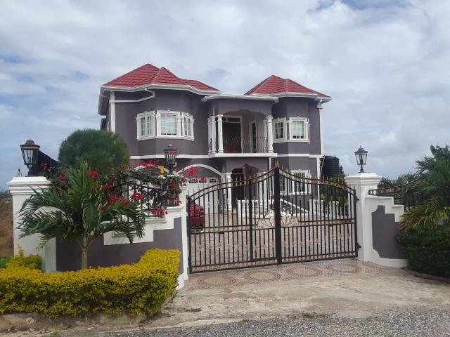 House For Sale: LANCEWOOD, Ocho Rios | $495,000 | Keez