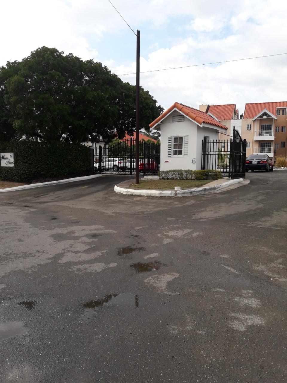 Apartment For Sale MARLEY ROAD KINGSTON 6, Kingston 6 20,500,000 Keez