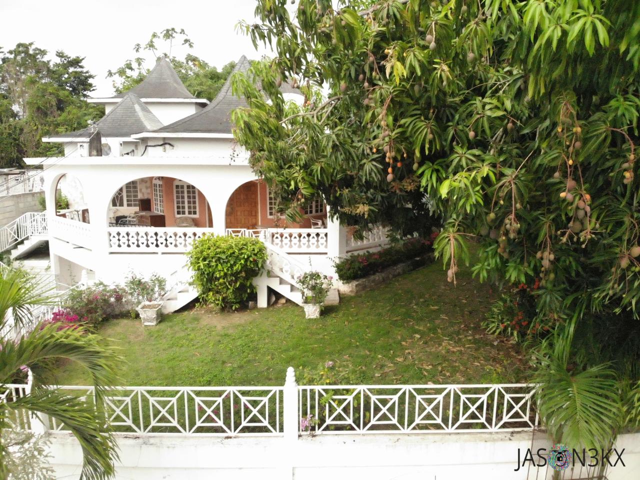 House For Sale FAIRVIEW DRIVE, WESTGATE, Montego Bay 38,000,000 Keez