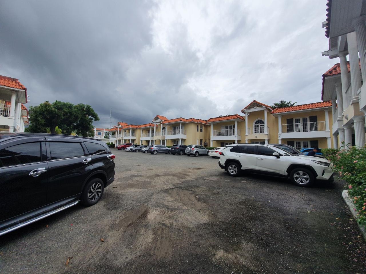 Apartment For Rent: Seaview Avenue, Kingston, Kingston 6 