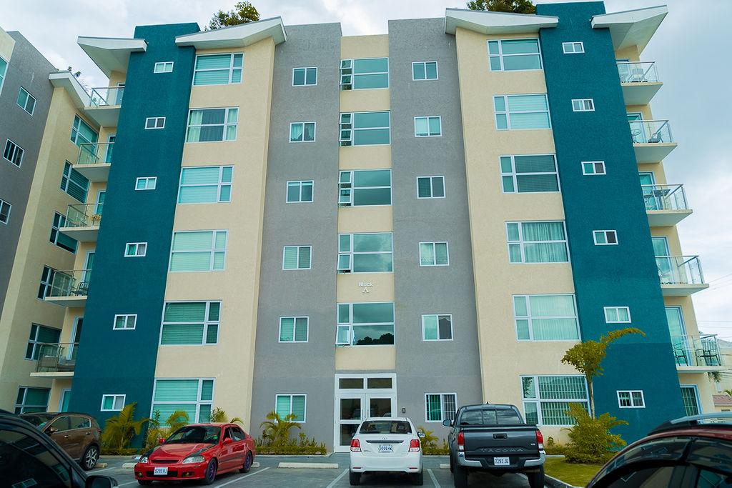 Apartment For Rent SURBITON ROAD, Kingston 10 1,000 Keez