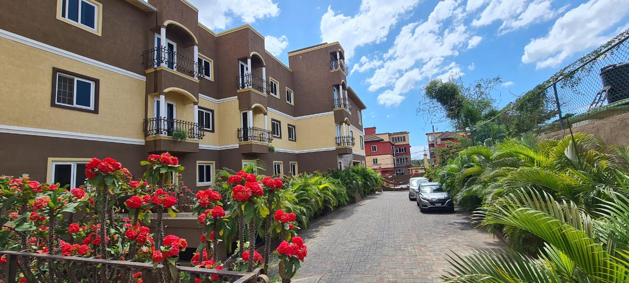 Apartment For Sale WASHINGTON DRIVE, Kingston 10 34,800,000 Keez