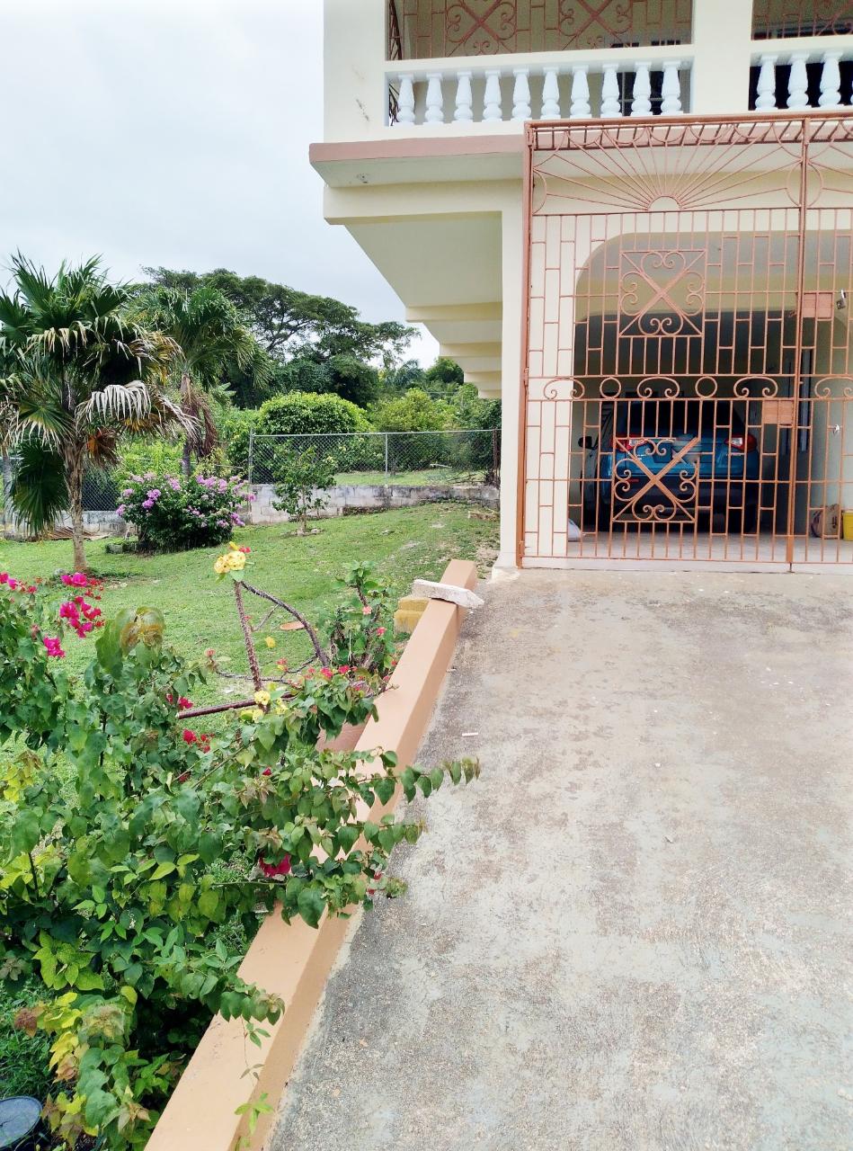 House For Rent MAHOE DRIVE, St. Ann's Bay 70,000 Keez