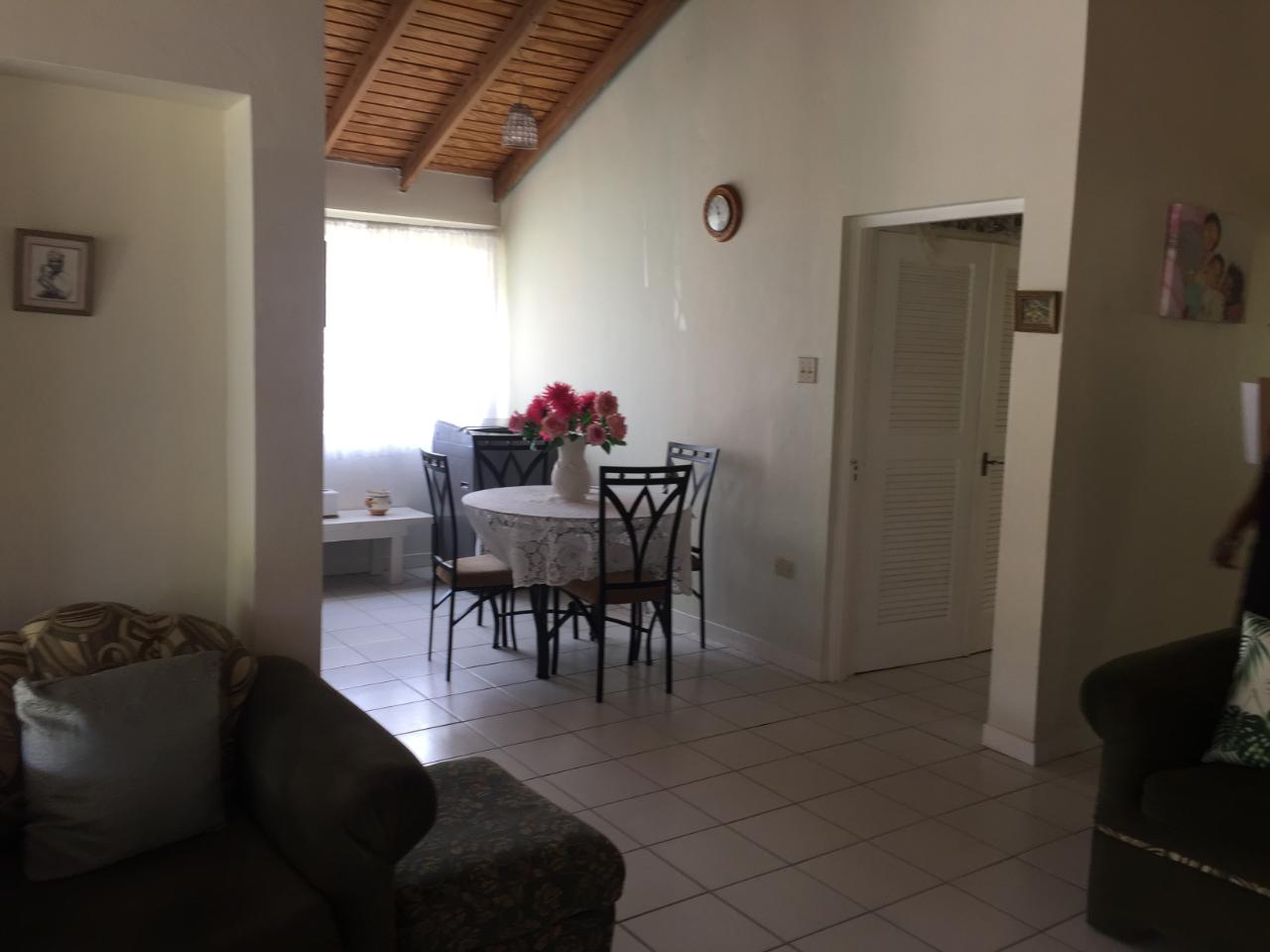 House For Sale VILLAGE GREEN, DRAX HALL, St. Ann's Bay 250,000 Keez