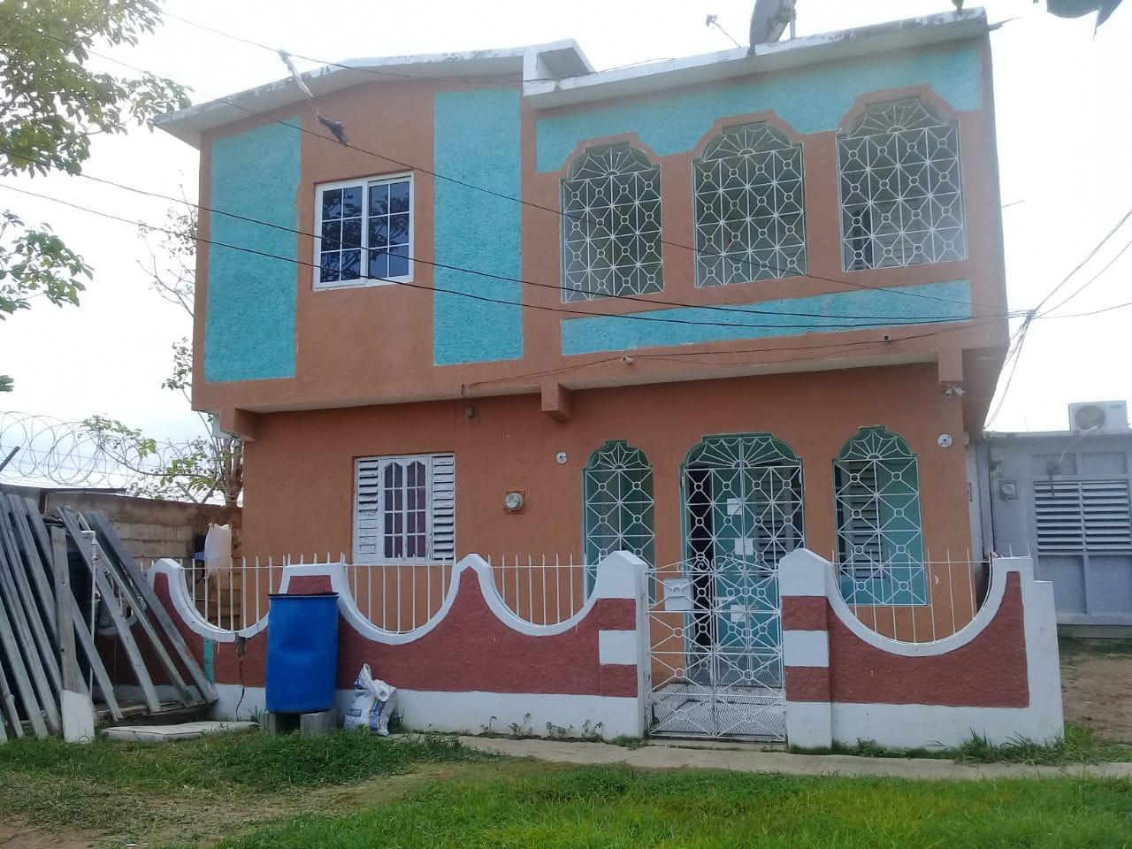 House For Sale GREATER PORTMORE, Greater Portmore 14,900,000 Keez