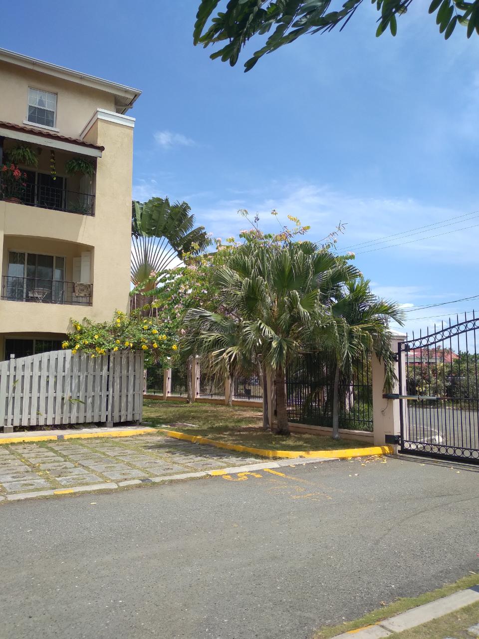 Apartment For Rent WINCHESTER ROAD, Kingston 10 195,000 Keez