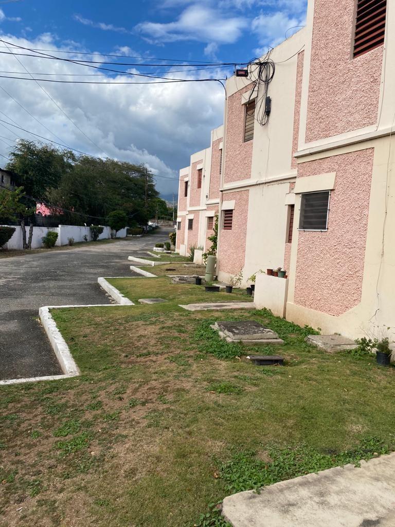 Apartment For Sale HOPEDALE AVENUE, Kingston 6 15,000,000 Keez