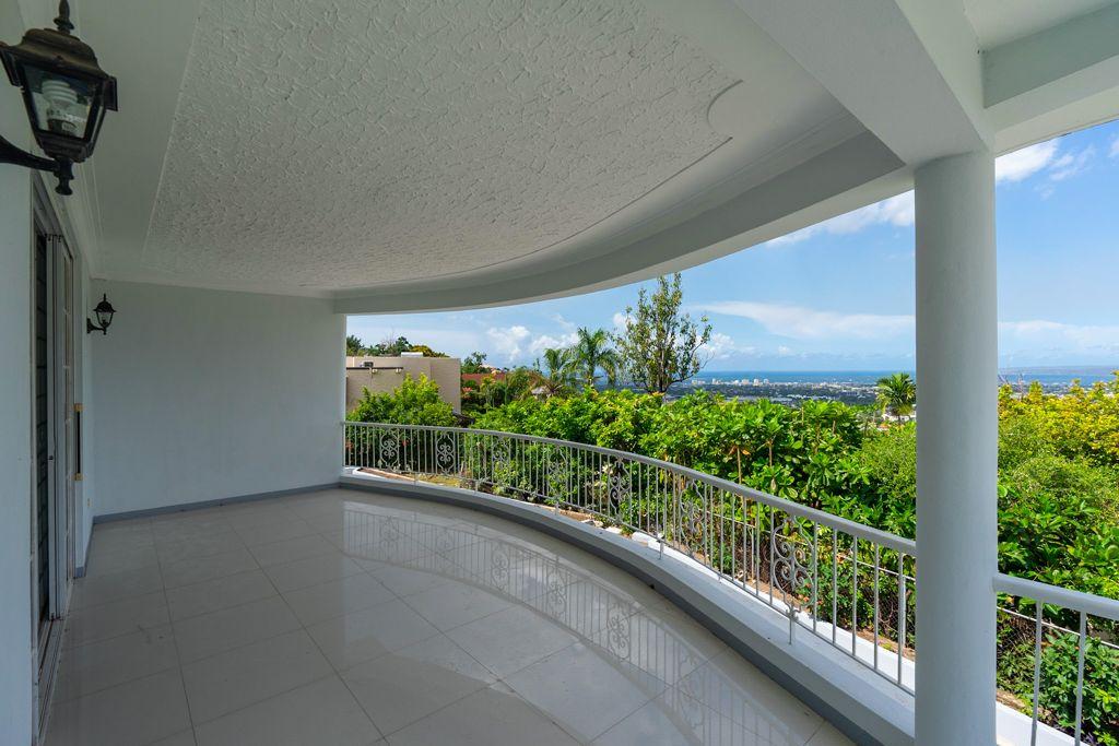 House For Rent LOMBARD CLOSE, Kingston 6 3,000 Keez