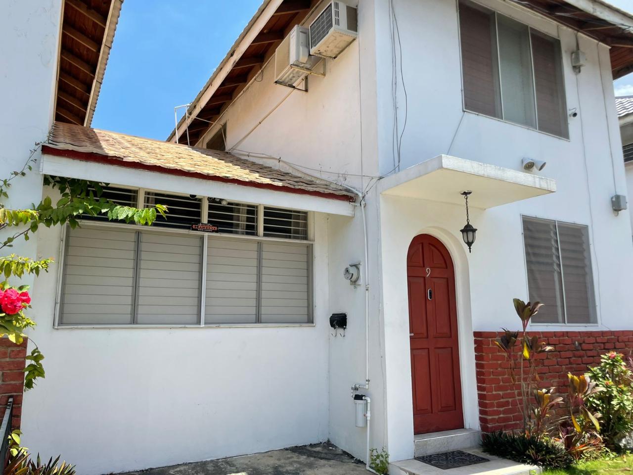 Townhouse For Sale HOPE MEWS, Kingston 6 35,000,000 Keez