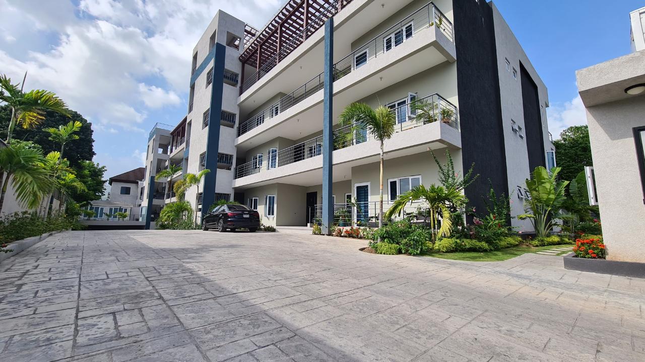 Apartment For Rent DEWSBURY, Kingston 6 2,000 Keez