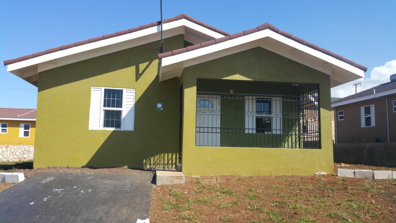 House For Rent STONEBROOK MANOR, Falmouth 800 Keez