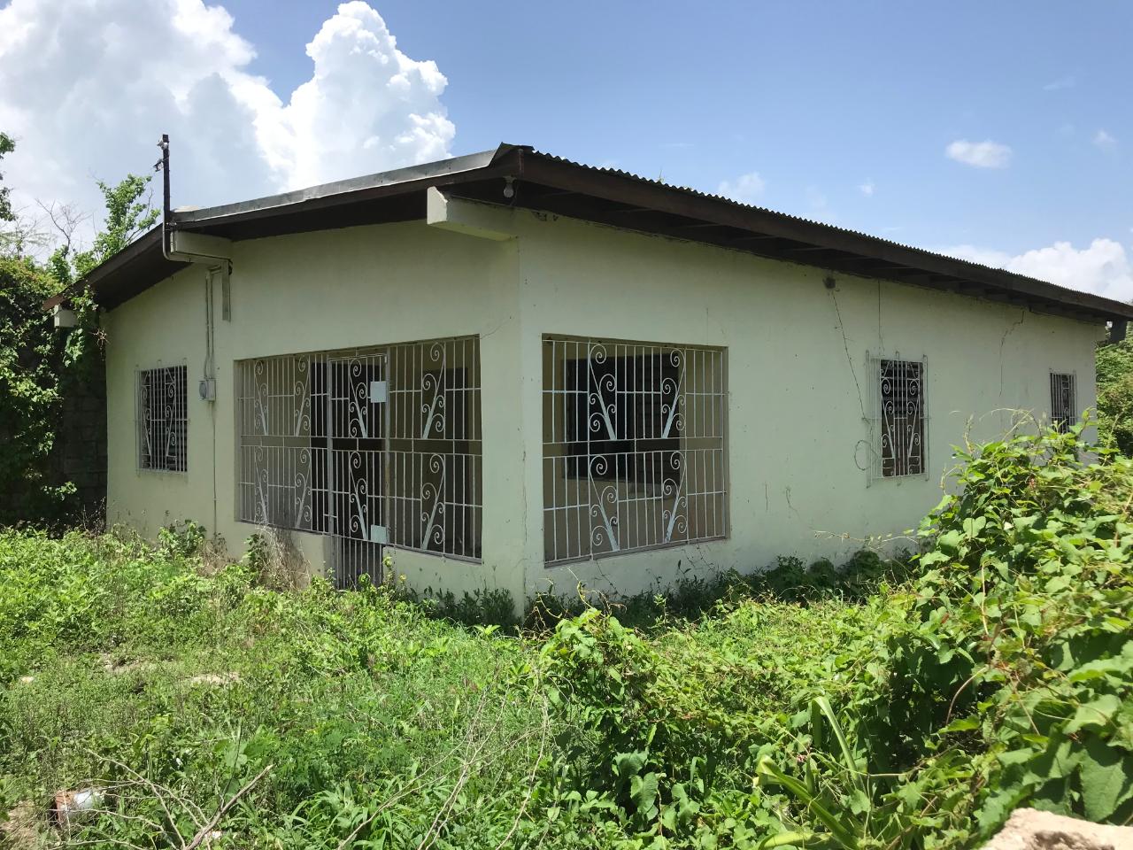 House For Sale DUNCANS PEN, WINDSOR ROAD, Spanish Town 5,000,000 Keez