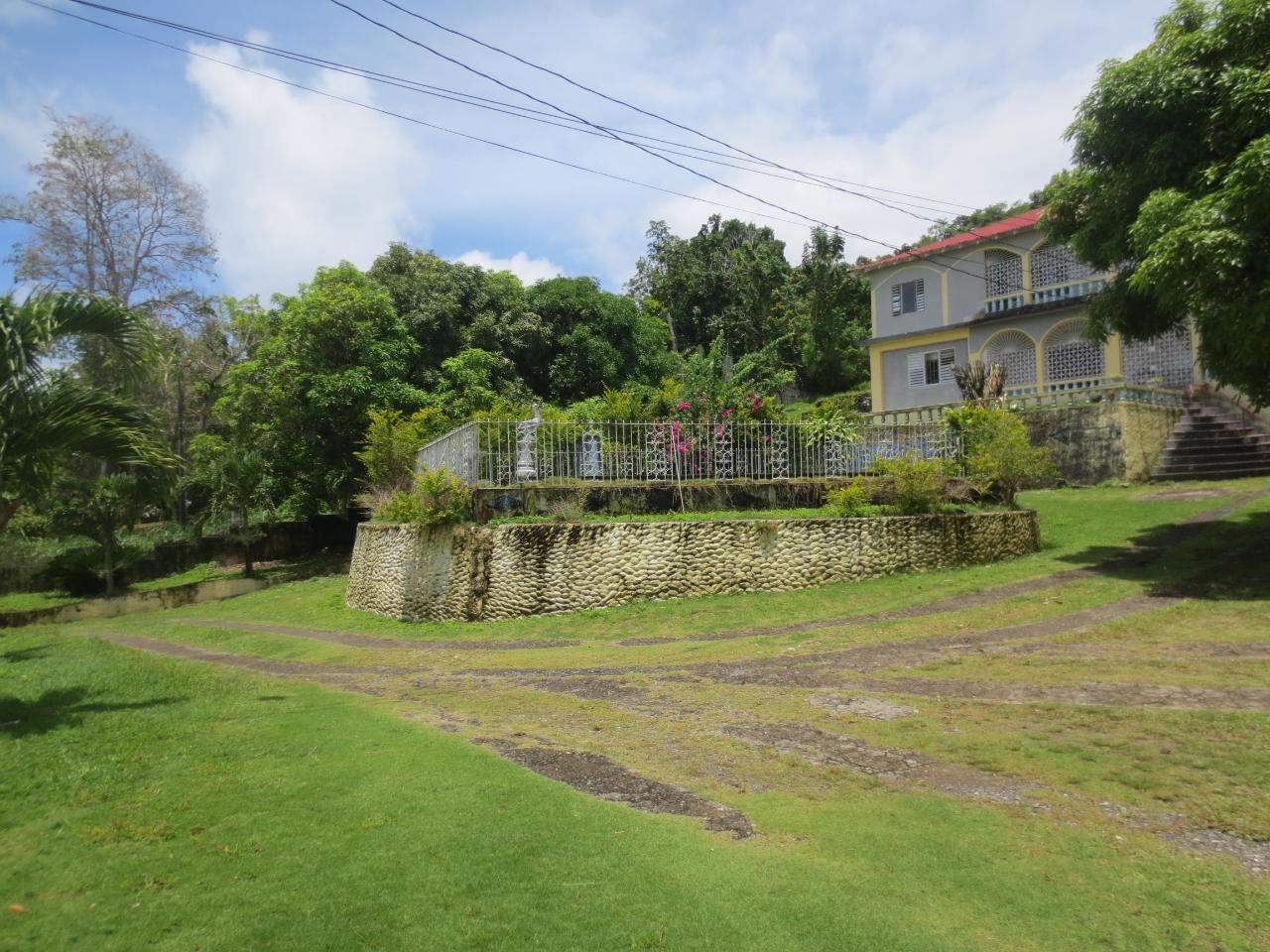 House For Sale SNOW HILL, PORTLAND, Port Antonio 38,000,000 Keez