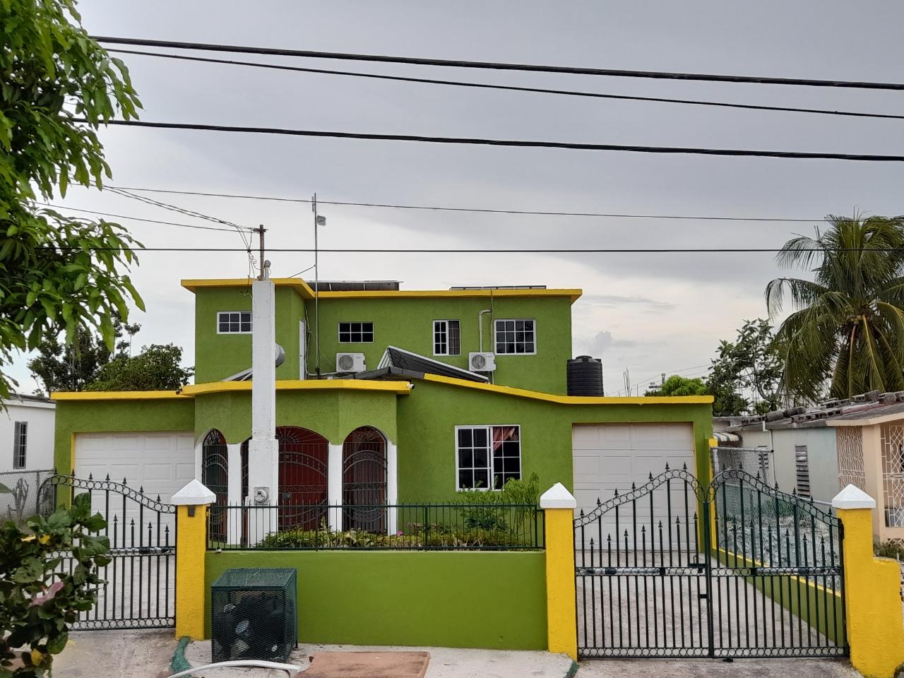 House For Sale CLAREMONT HEIGHTS, Old Harbour 41,000,000 Keez