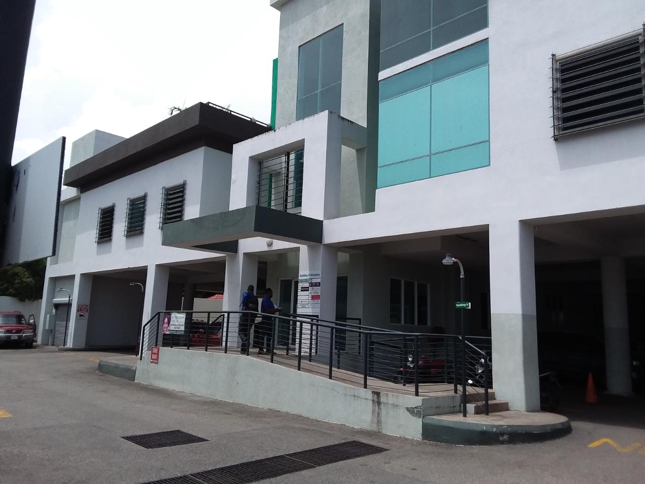 Offices / Commercial Bldg For Rent LADY MUSGRAVE ROAD, Kingston 6