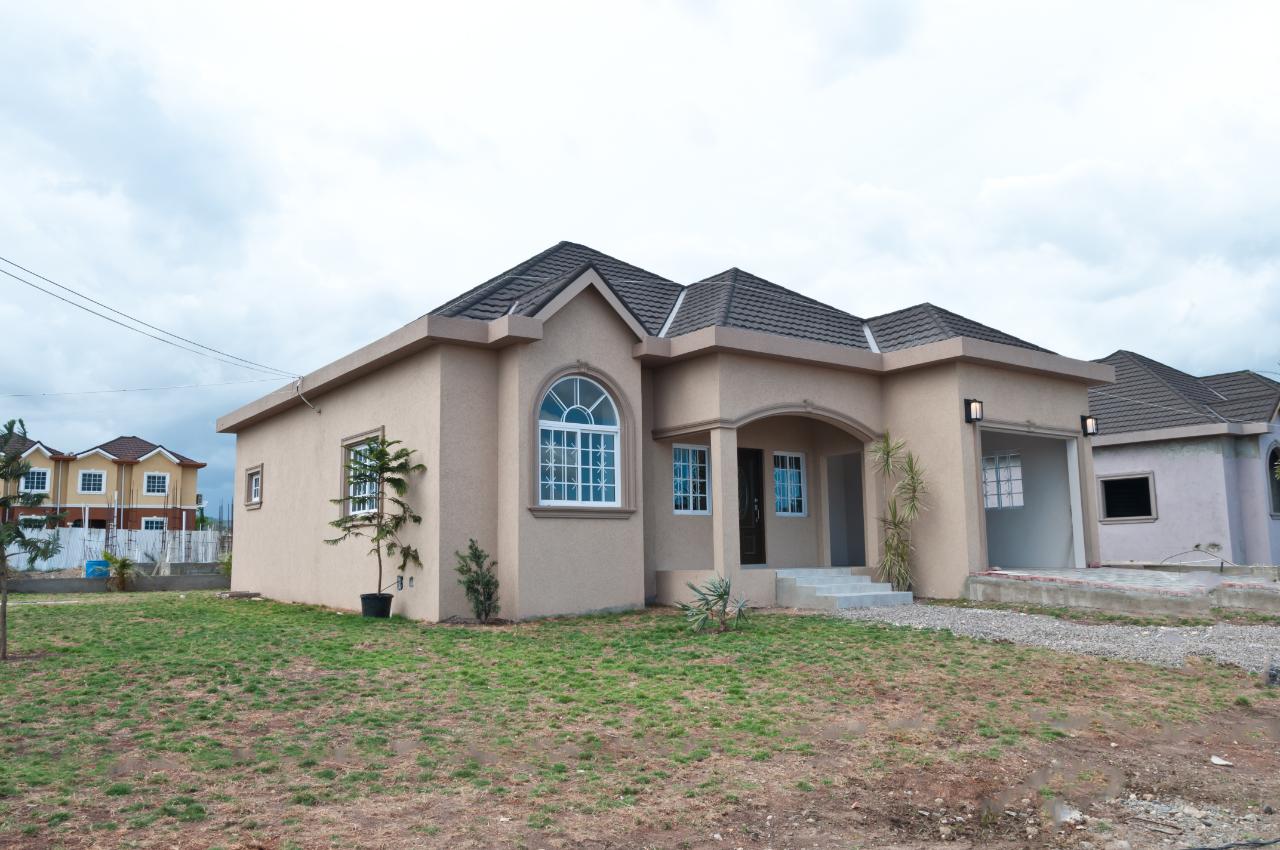 House For Sale STREET, May Pen 27,500,000 Keez