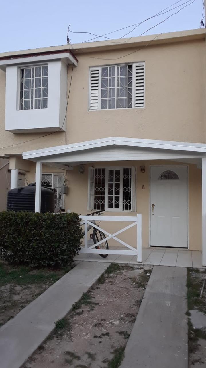 Townhouse For Sale ALMOND DRIVE, BRIDGEVIEW, Bridgeport 25,000,000