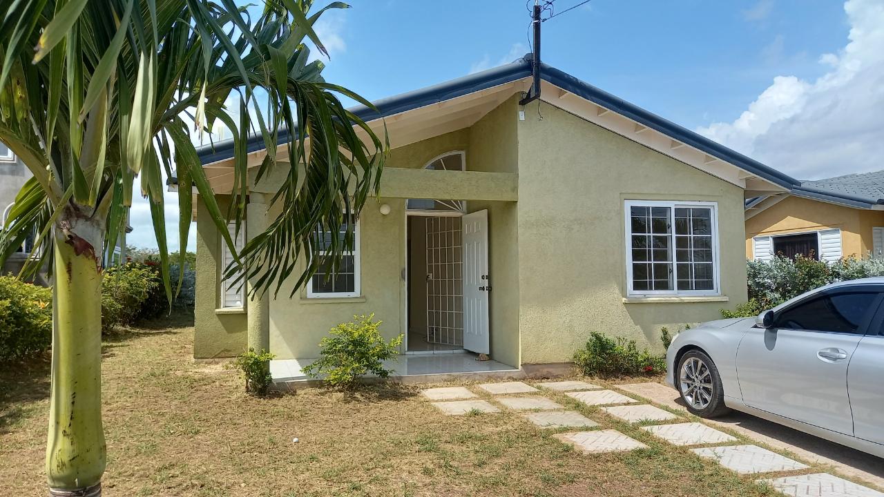 House For Rent: PERION CLOSE, Old Harbour | $40,000 | Keez