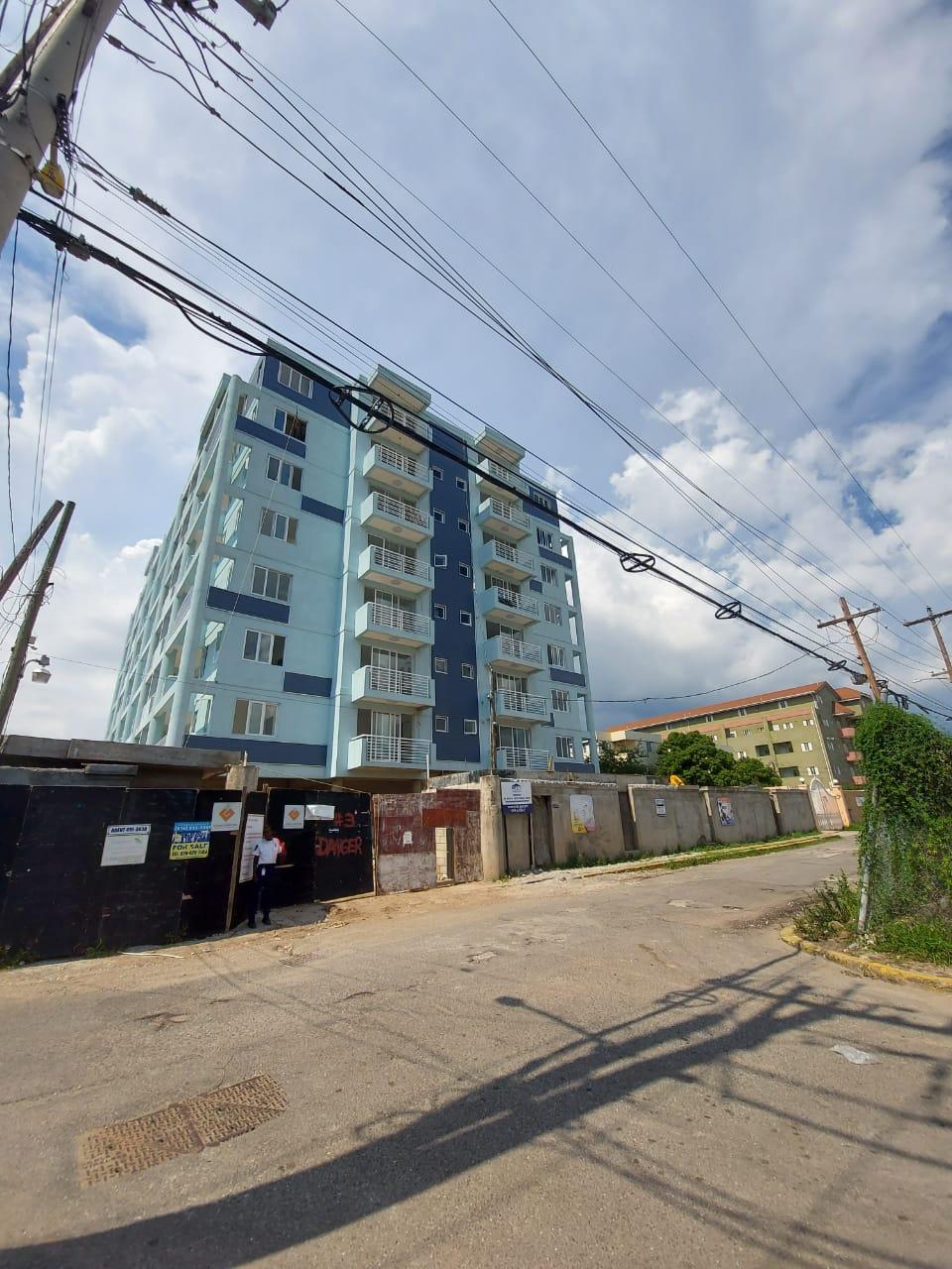 Apartment For Rent KENSINGTON CRESCENT, Kingston 5 1,000 Keez