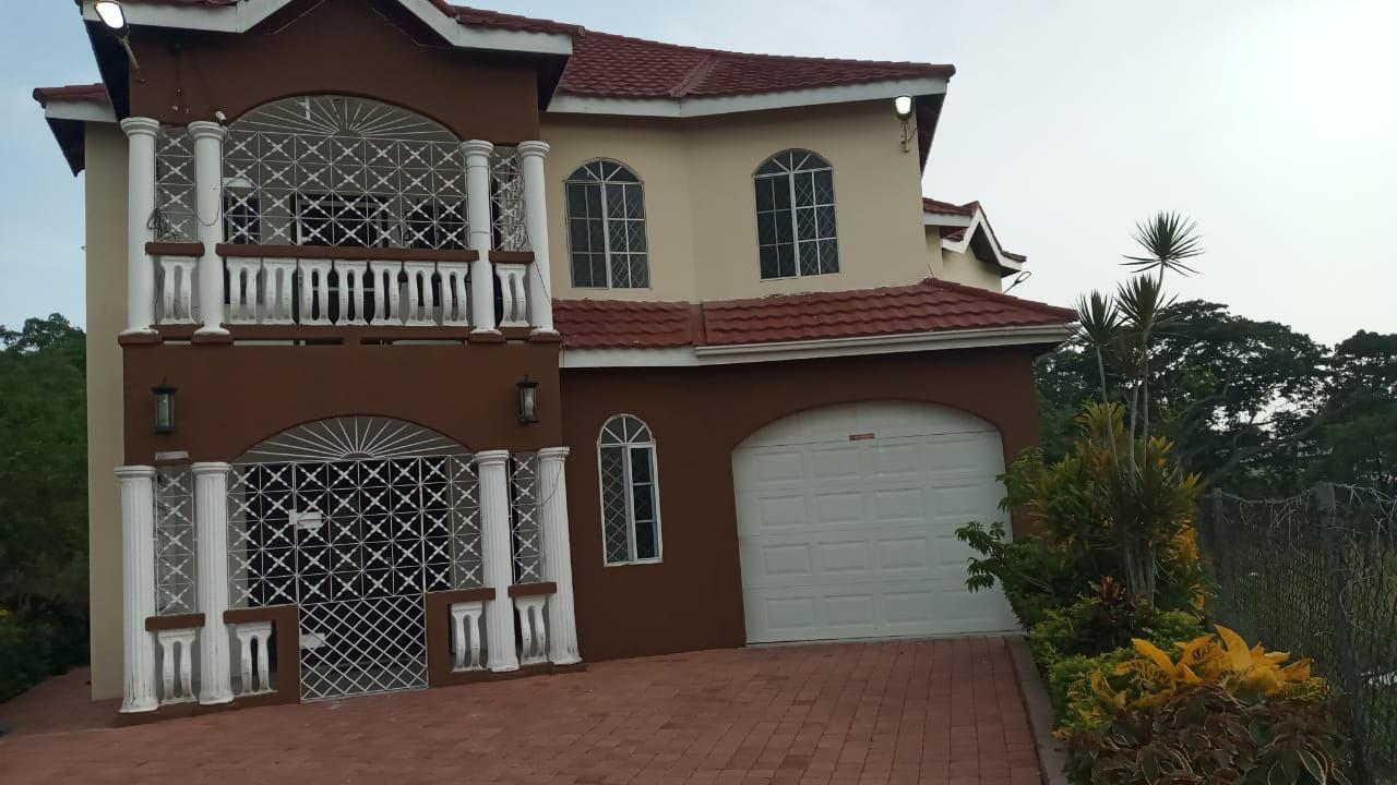 House For Sale ANDERSON HEIGHTS, May Pen 40,000,000 Keez
