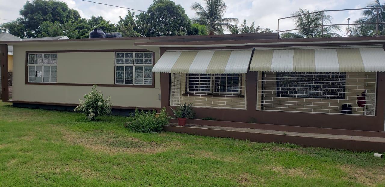 House For Rent PARK AVENUE, Kingston 19 150,000 Keez