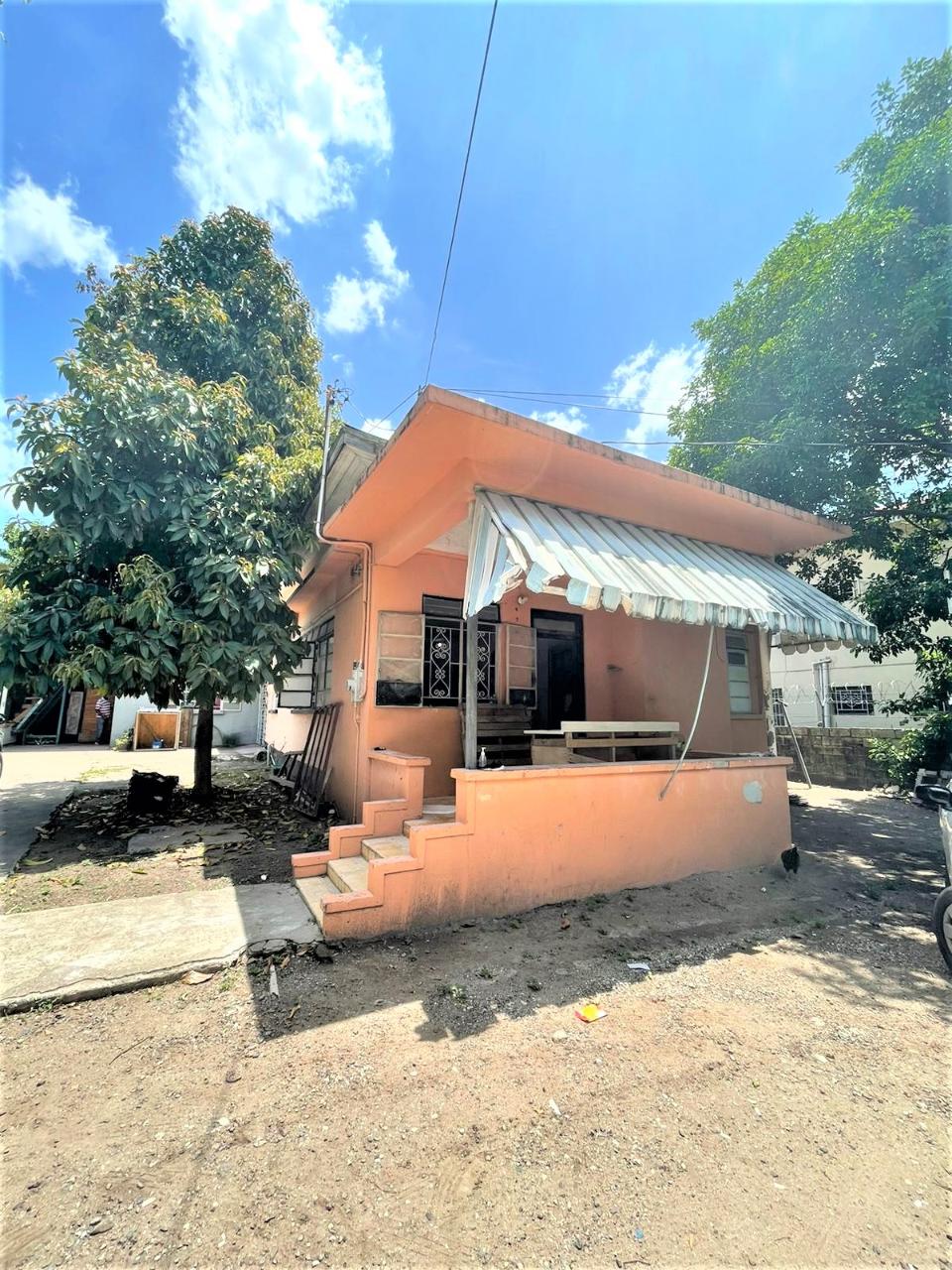 House For Sale MANNINGS HILL RD KINGSTON, Kingston 8 45,000,000 Keez