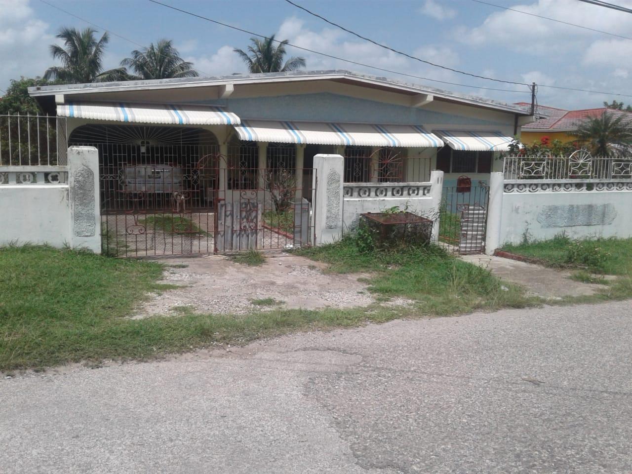 House For Sale INGLEWOOD DRIVE, INGLEWOO, May Pen 16,000,000 Keez