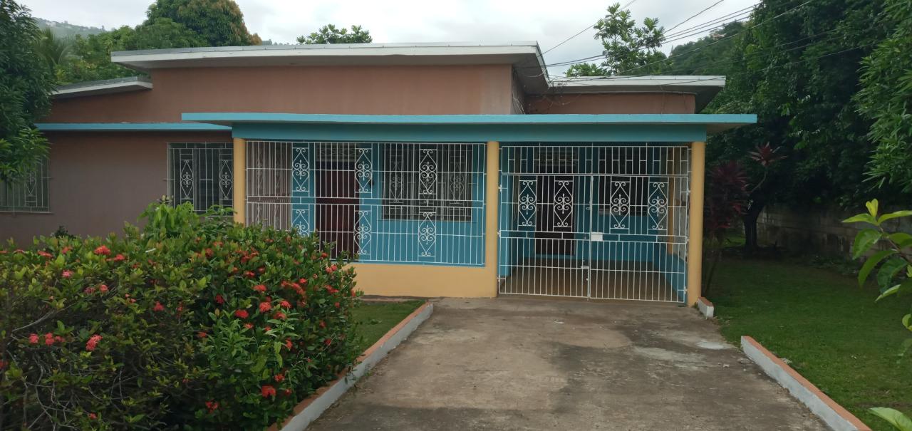 House For Rent: COOLSHADE DRIVE, Kingston 19 | $70,000