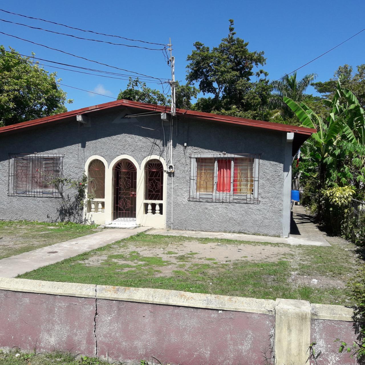 House For Sale: STENNETTS STREET, Port Maria | $200,000 | Keez