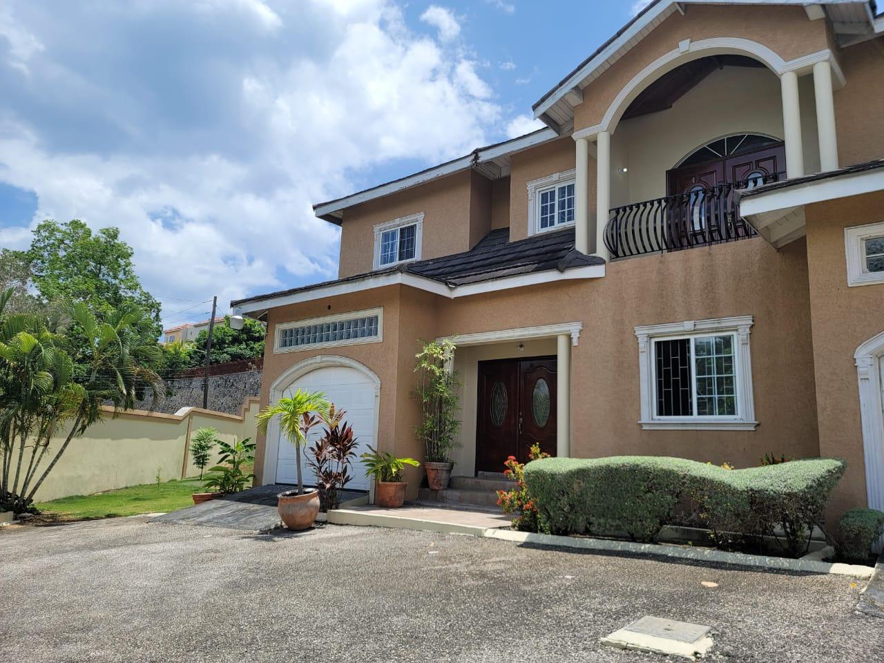 Townhouse For Sale TAYLOR ROAD IRONSHORE, Montego Bay 395,000 Keez