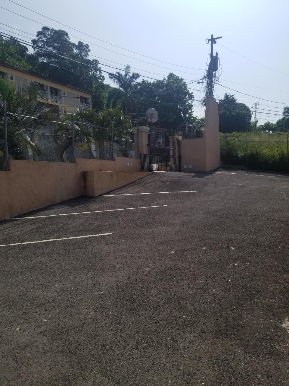 Apartment For Rent CLAUDE CLARK AVE, Montego Bay 60,000 Keez