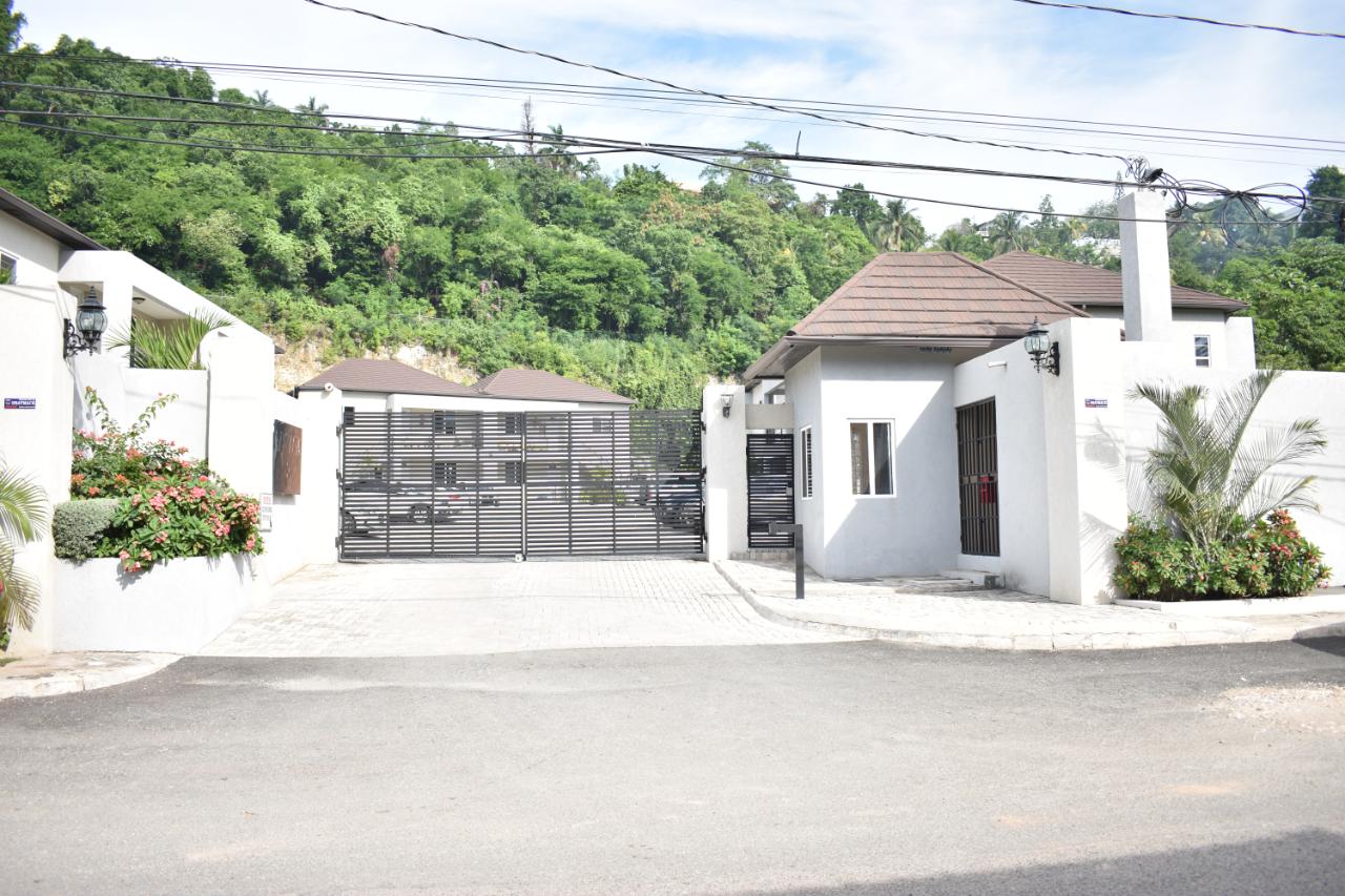 Apartment For Rent LAKEHURST DRIVE, Kingston 8 190,000 Keez