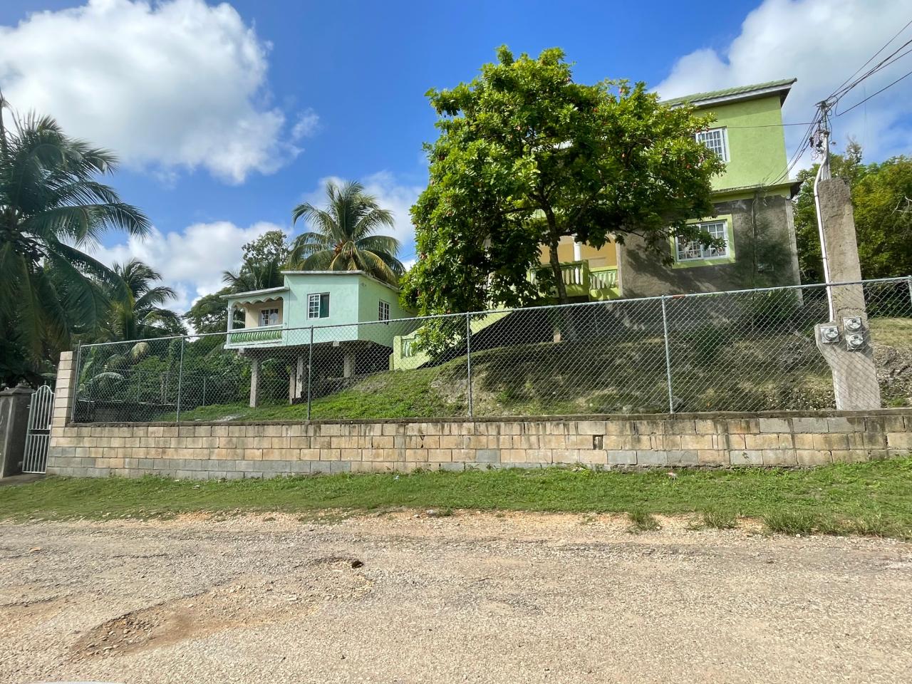 House For Sale CONTENT GARDEN, Ocho Rios 22,000,000 Keez