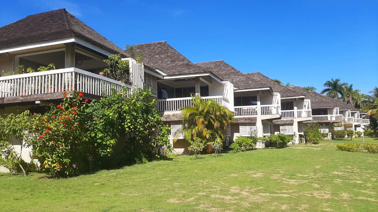 Townhouse For Rent FREEPORT, MONTEGO BAY, Montego Bay 2,200