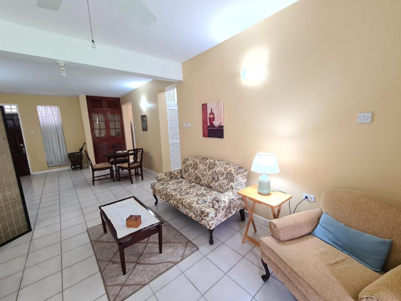 Apartment For Rent WATERLOO AVENUE, Kingston 10 145,000 Keez