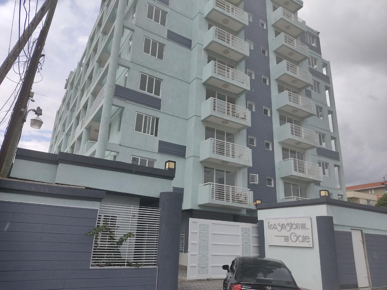 Apartment For Rent KENSINGTON CRESCENT, Kingston 5 1,250 Keez