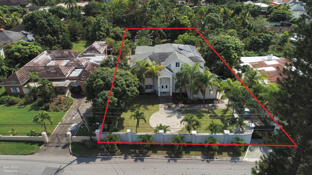 House For Sale BENSON AVENUE, Kingston 8 1,700,000 Keez