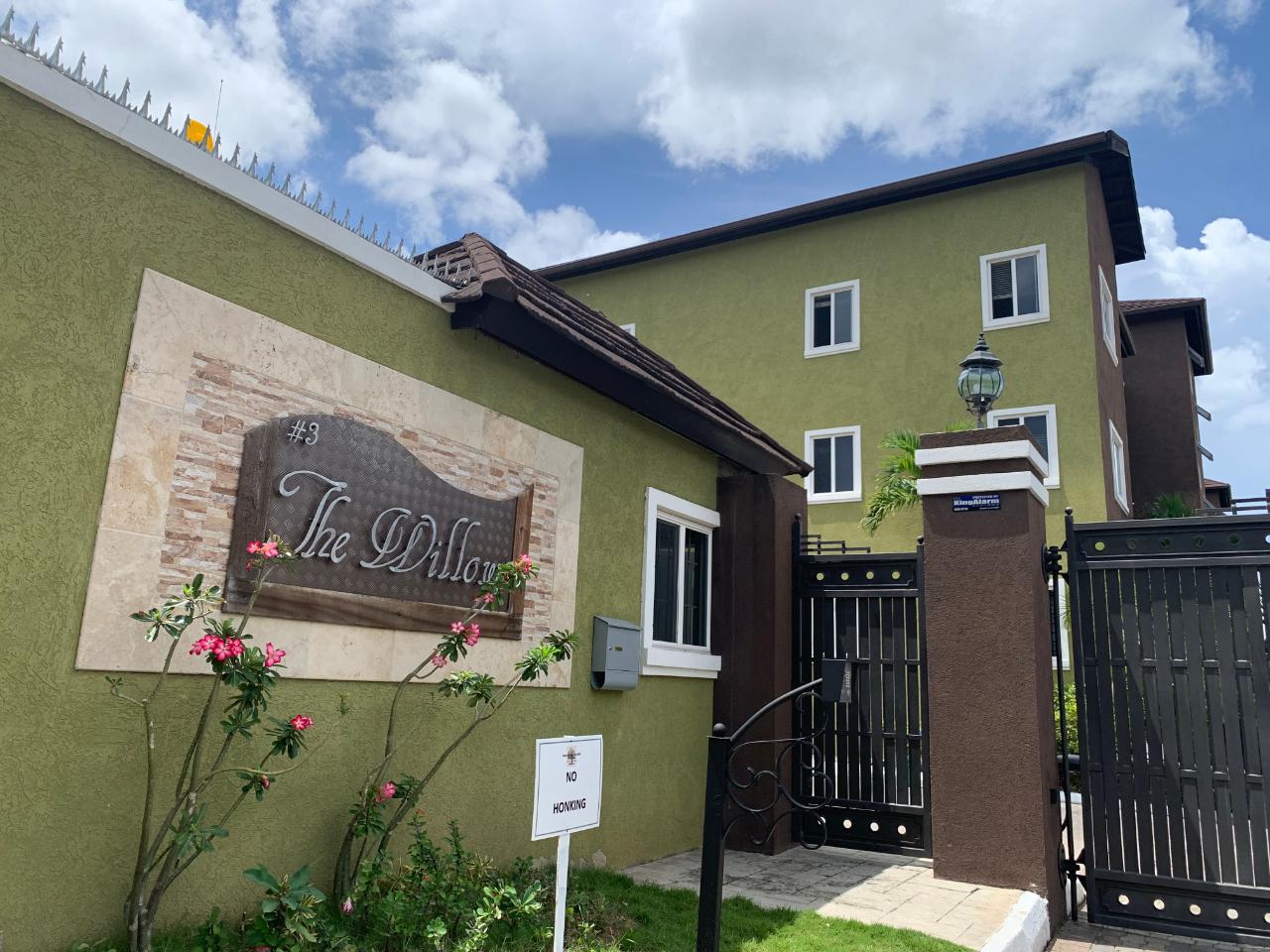 Apartment For Rent WASHINGTON DRIVE, Kingston 10 120,000 Keez