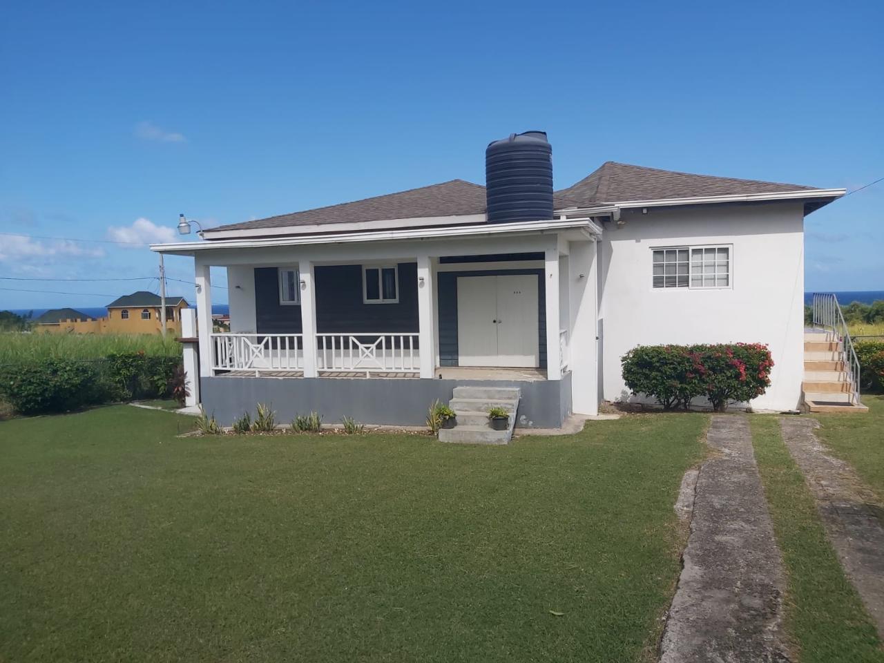 House For Sale PLANTATION VILLAGE, St. Ann's Bay 220,000 Keez